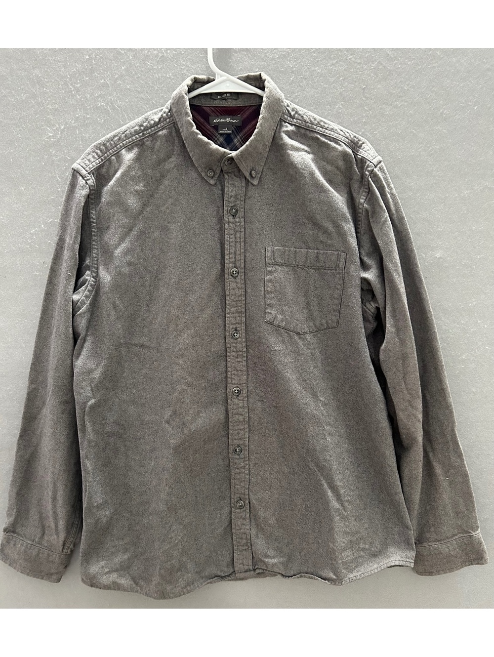 Eddie Bauer Relaxed Fit Gray Flannel Button Up Shirt Mens Size L